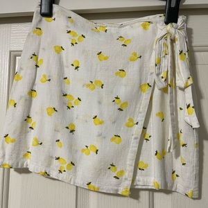 NWOT Forever 21 Mini Lemon Skirt